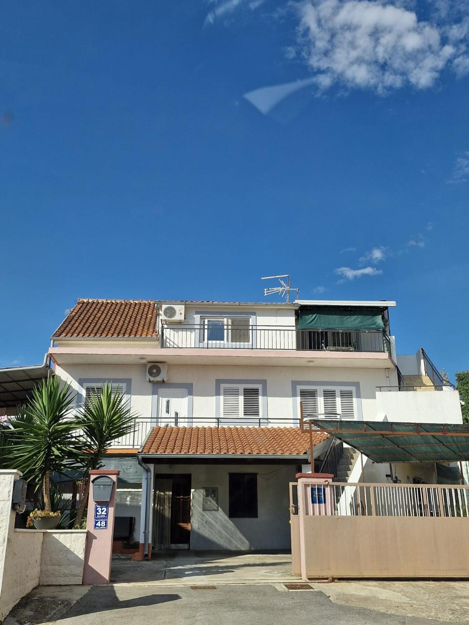 Apartmani Mare Šibenik Екстериор снимка